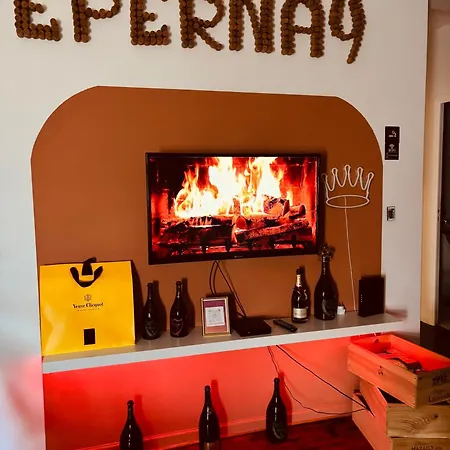 Wifi, Fraicheur, Jacuzzi, Sauna, Billard, Sport Semesterbostad Épernay